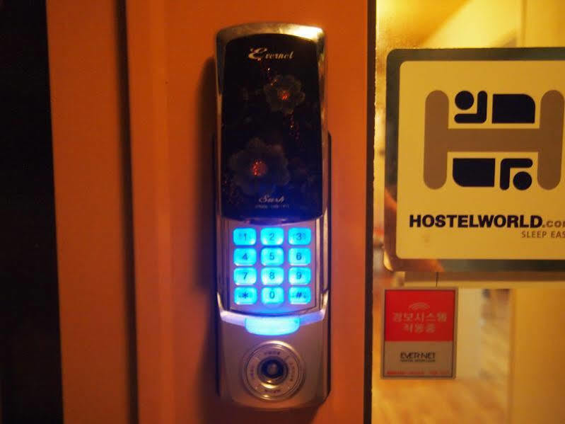 סיאול Shinchon Guest House מראה חיצוני תמונה
