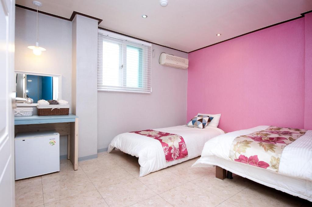 סיאול Shinchon Guest House חדר תמונה